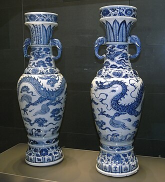Room 95 David Vases 6747.JPG