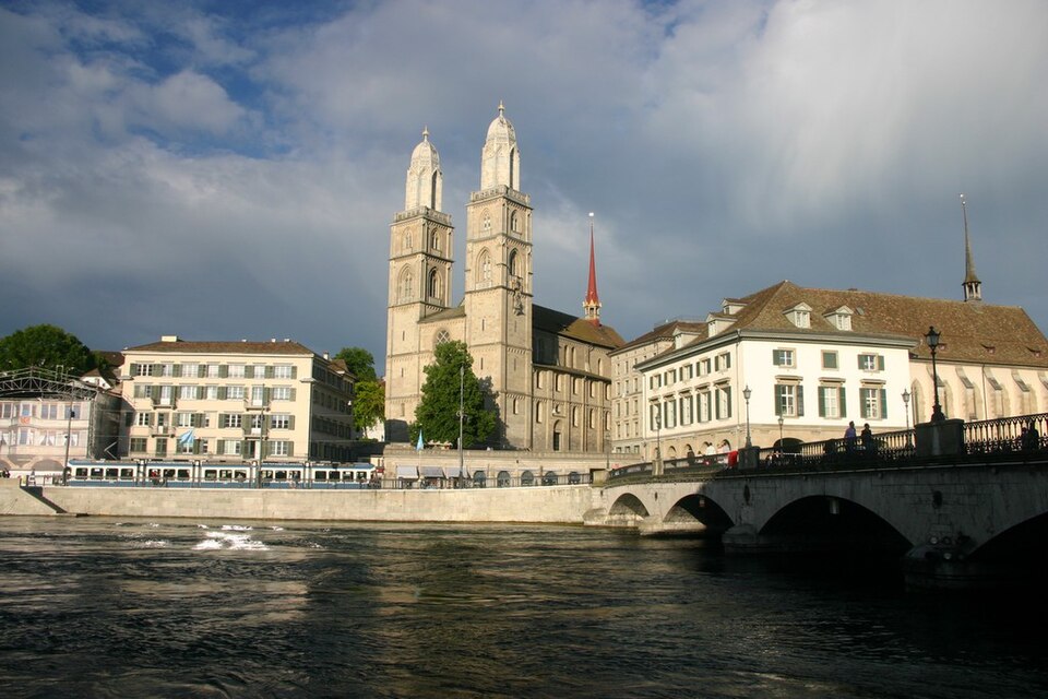 檔案:Zurich city1.jpg